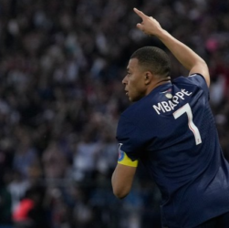 Menanti Kylian Mbappe Berseragam Putih Real Madrid