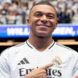 Mengintip Varian Formasi Real Madrid Bersama Kylian Mbappe: Trio VRM Ngeri!