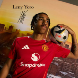 Leny Yoro Umbar Alasannya Pilih Manchester United Meski Diincar Real Madrid