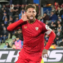 Real Madrid Krisis Bek Tengah, Sergio Ramos Nganggur Tuh!