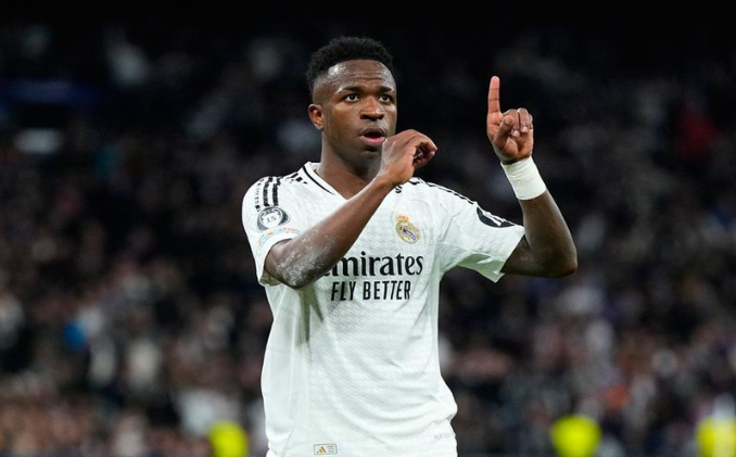 Klub Arab Saudi Ingin Bajak Vinicius dari Madrid, Ancelotti Santai: Ia Akan Pilih Kejayaan