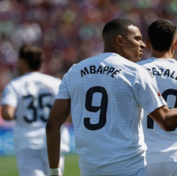 Sudah Kalah, 1 Bintang Real Madrid Jadi 'Korban' di El Clasico