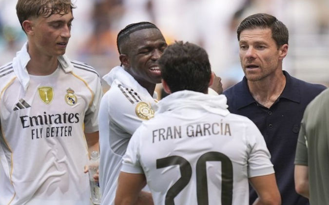 Huijsen Baru Datang, Real Madrid Sudah Bidik Bek Tengah Lainnya