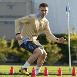 Kalahkan PSG, Real Madrid Kunci Transfer Franco Mastantuono!