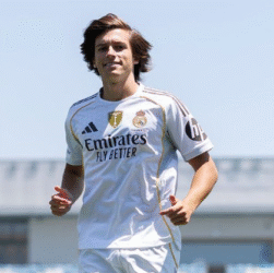 Alvaro Carreras Resmi Kembali ke Real Madrid: Saya Pergi Sebagai Anak-anak, Kembali Sebagai Pria