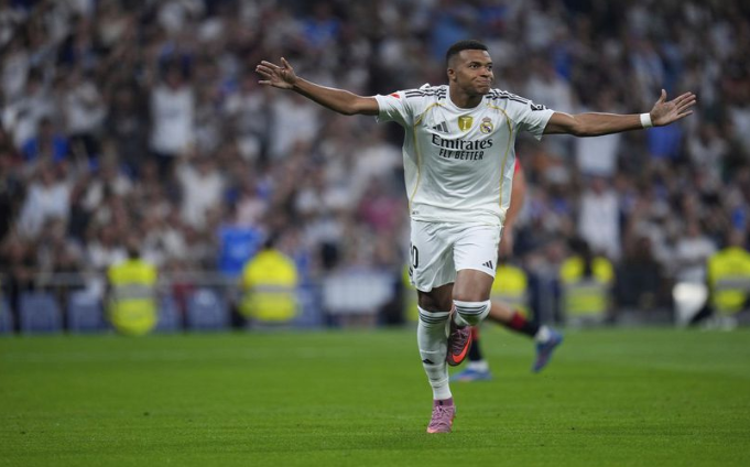 Nomor 10 Real Madrid Bikin Kylian Mbappe Tampil Beda, Xabi Alonso Beri Pujian