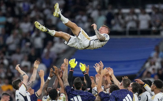 Operasi Pencarian Pengganti Kroos-Modric: Real Madrid Targetkan 4 Gelandang Muda Berbakat