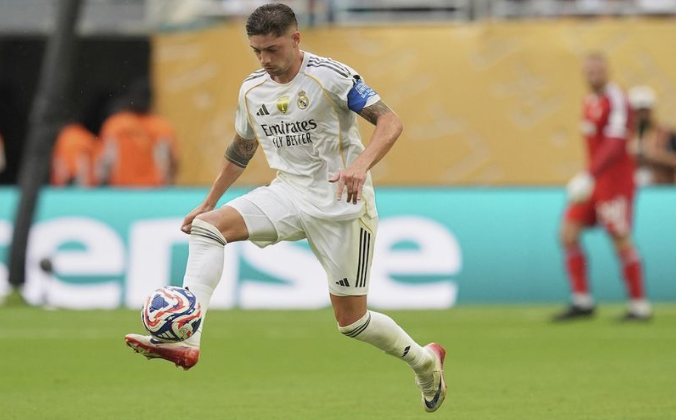 Federico Valverde = Steven Gerrard